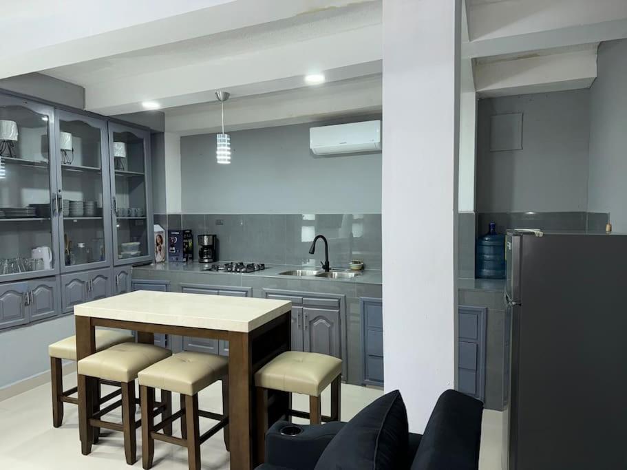 Appartamento Apartamento En Trujillo Esterno foto